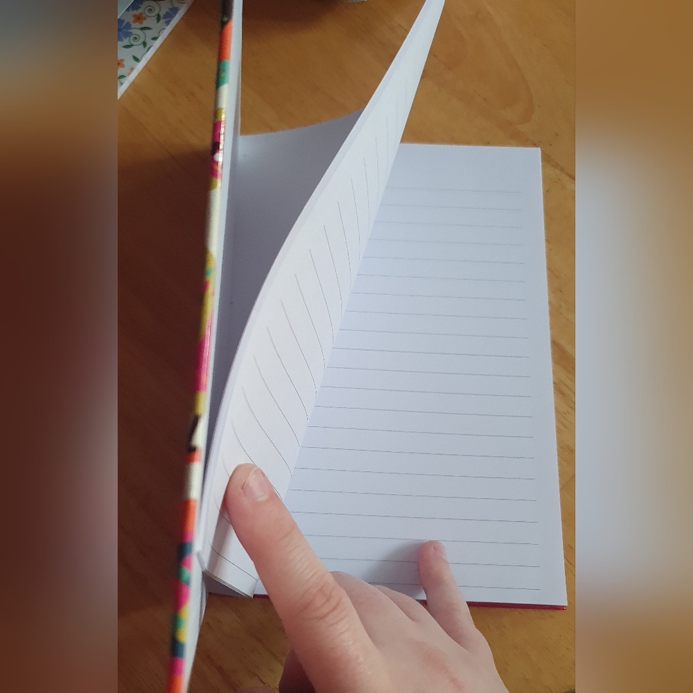 Notepads & Pens Bundle - Picture 2 of 5